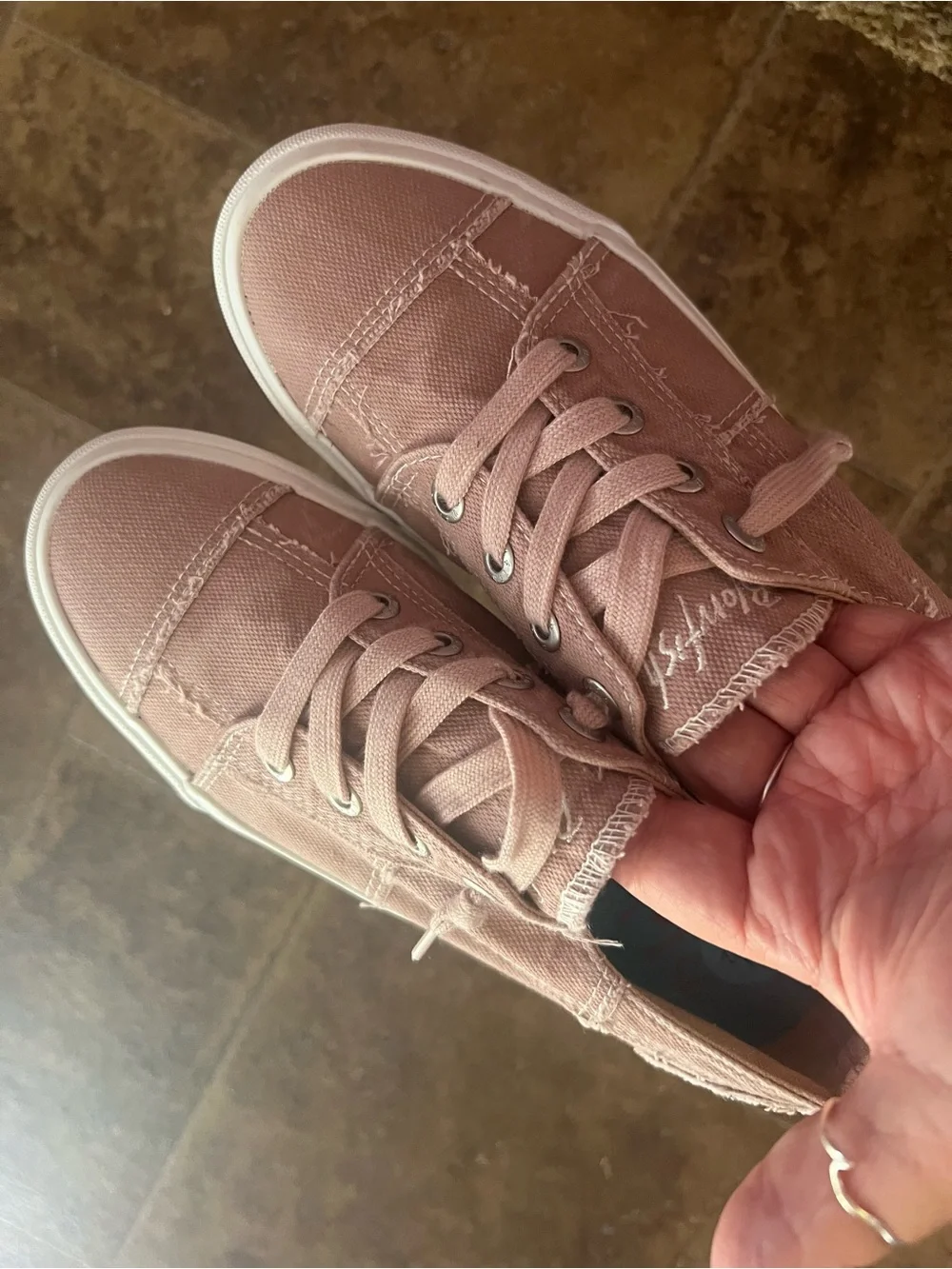 Blowfish Women’s Blush Canvas Lace-Up Sneakers